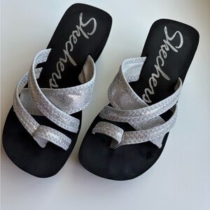 Skechers Metallic Silver and Black Slide Wedge Sandals